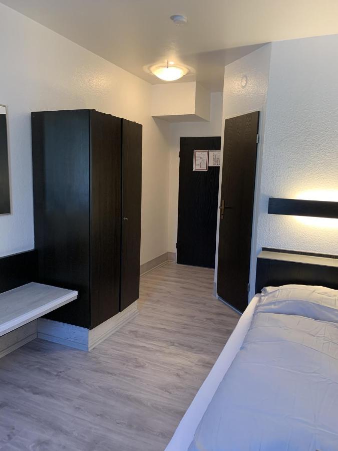 City Hotel Динслакен Экстерьер фото